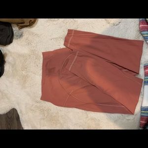 LULULEMON LEGGINGS (READ DESCRIPTION)